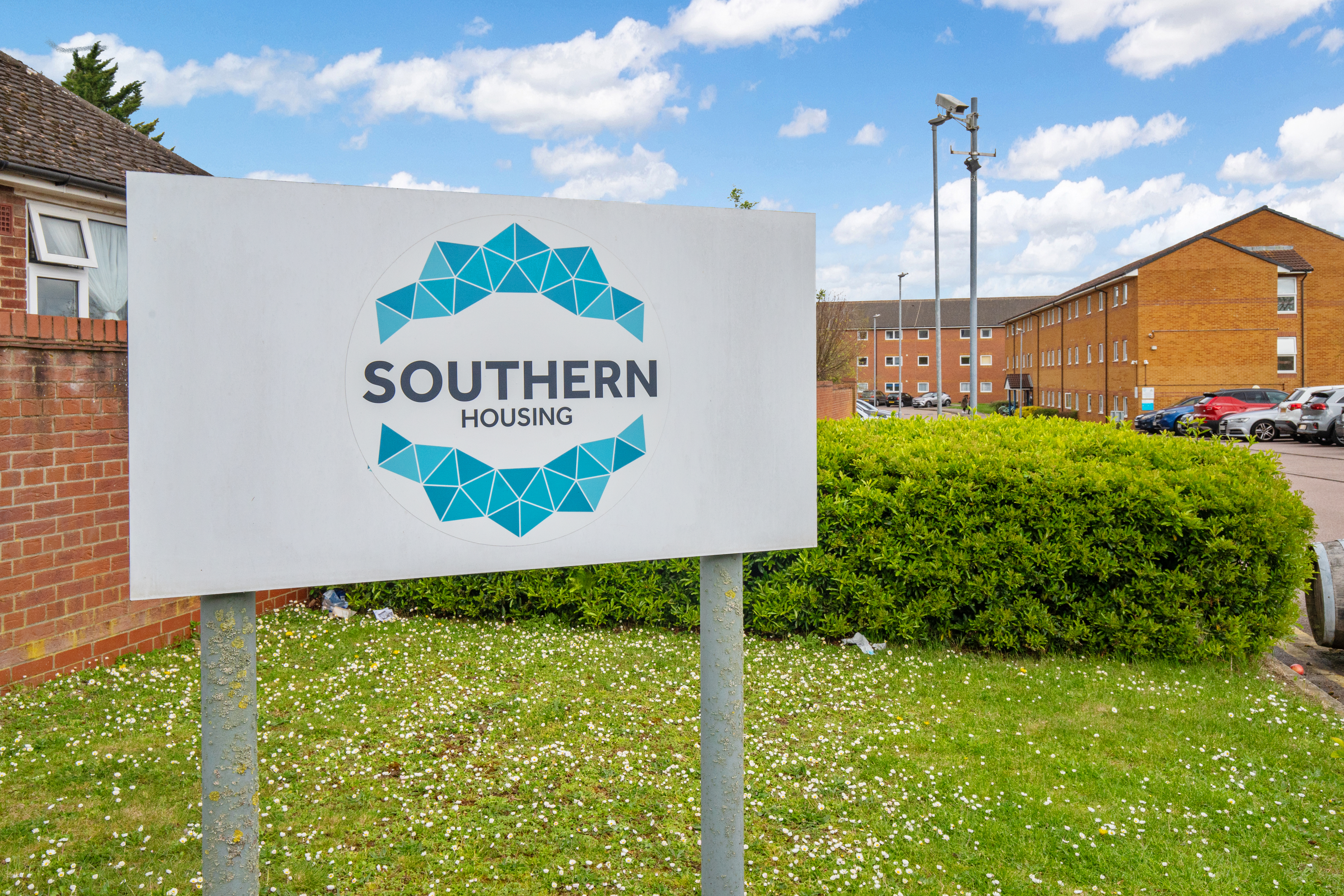 Luton SH Entrance