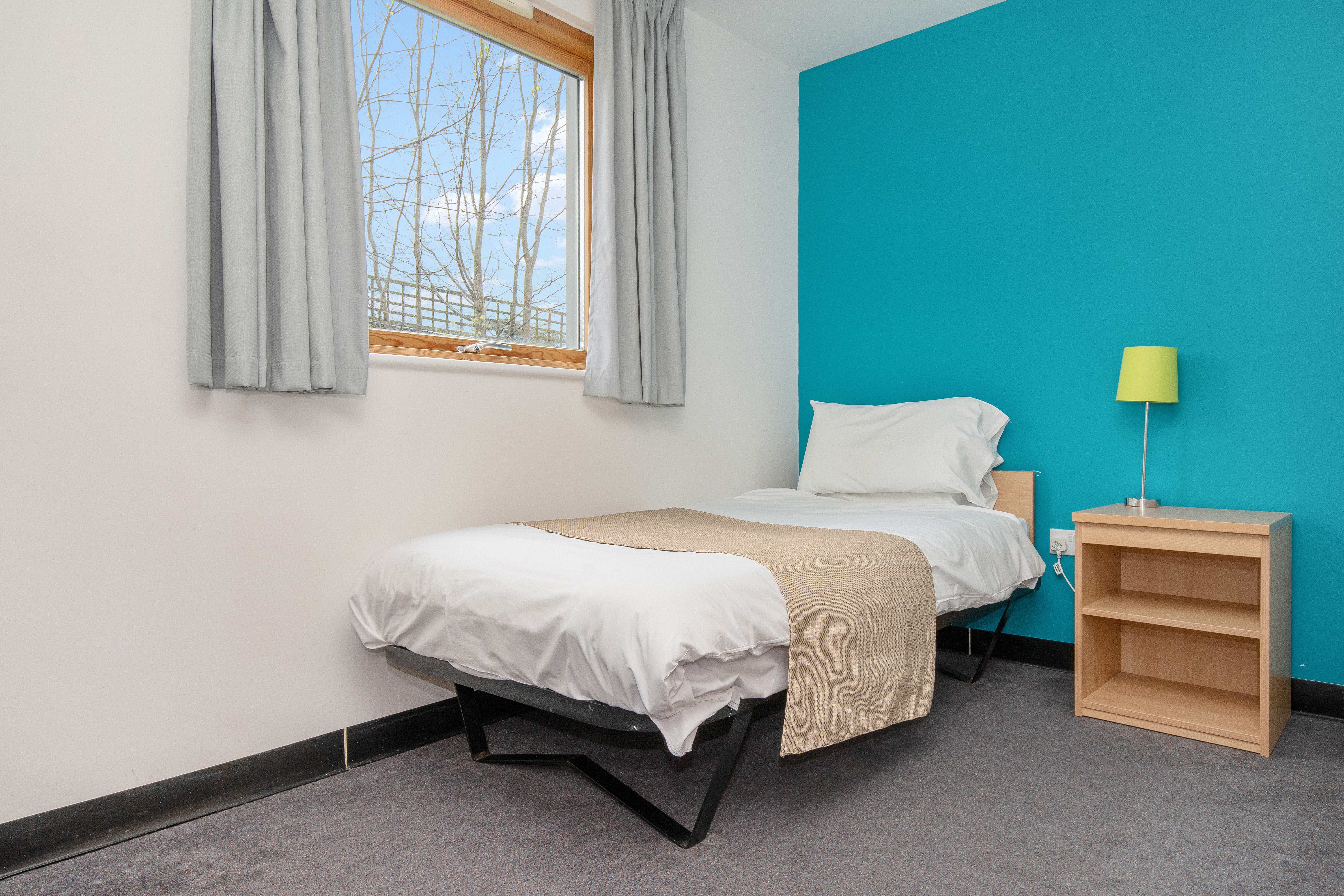 Single Ensuite Room Bed