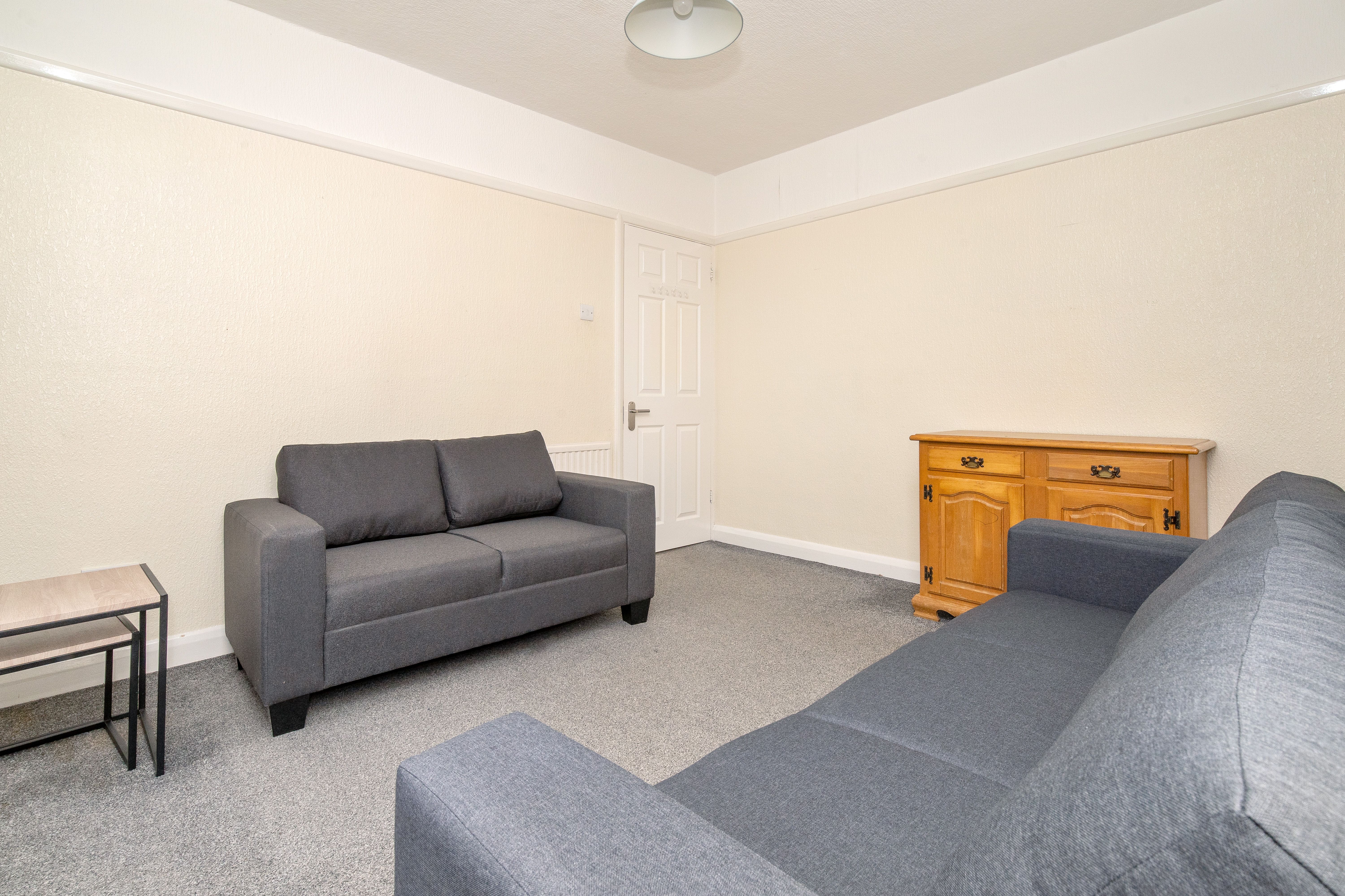 3 Bed House Living Room