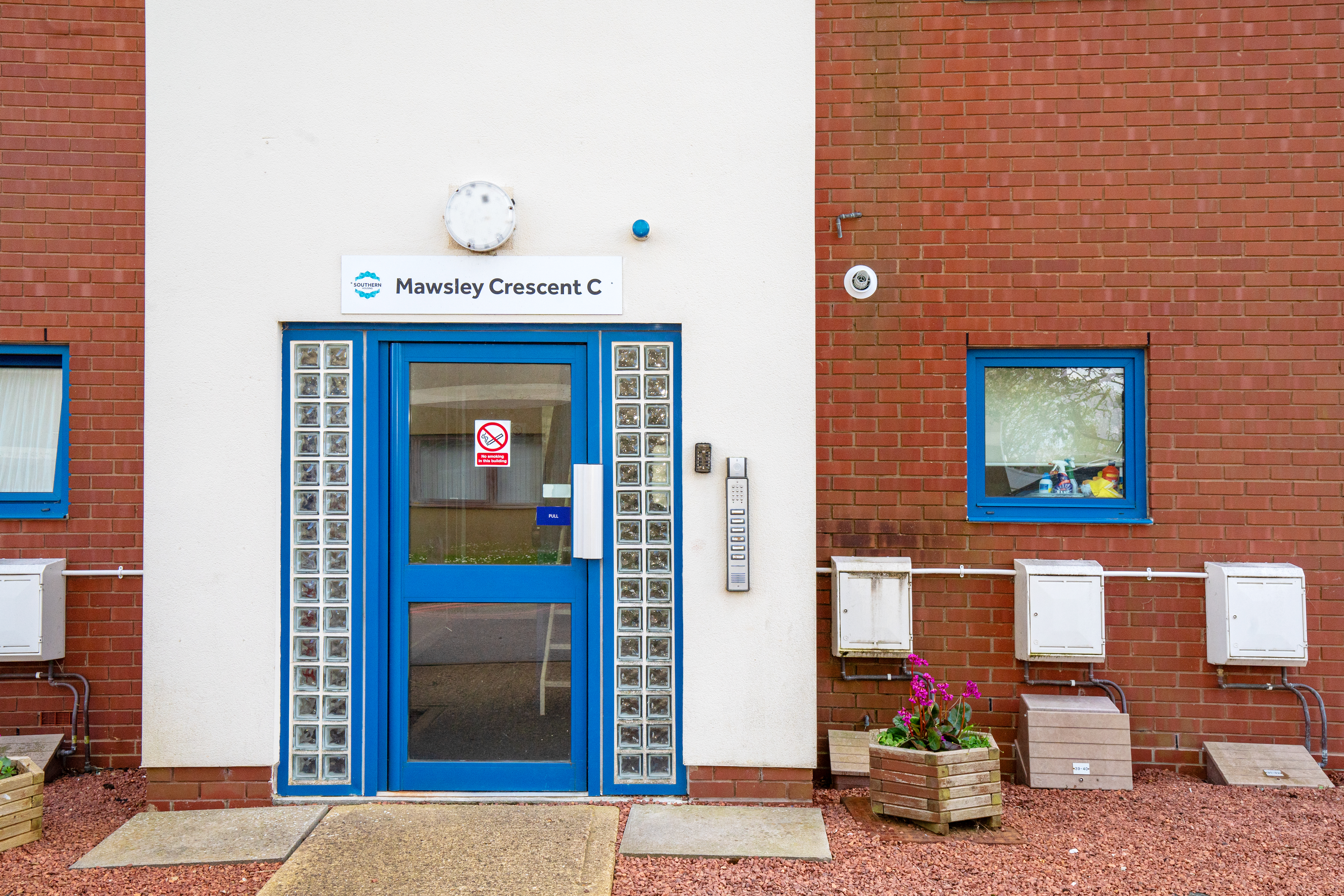 Mausley Creseant C External