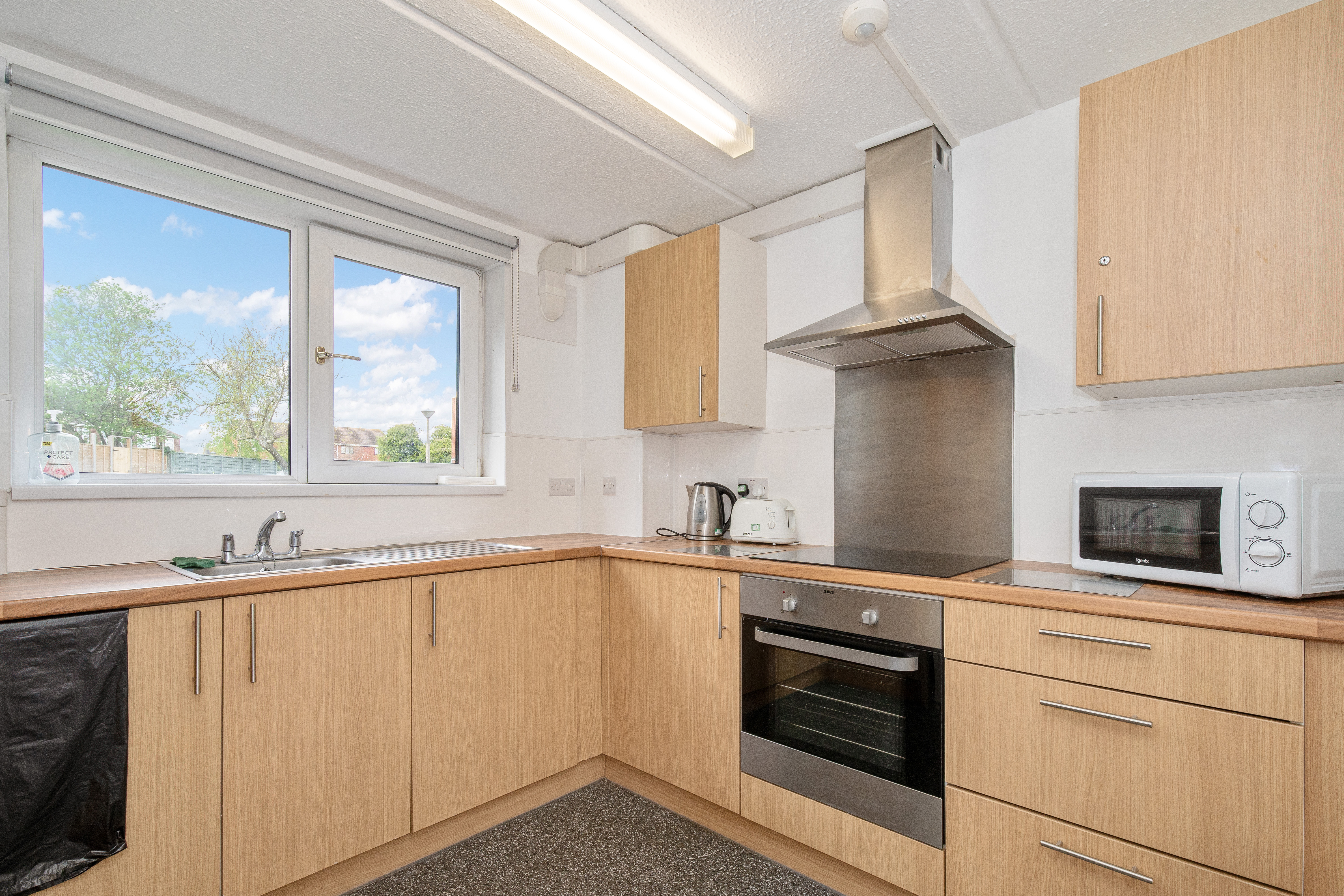 Shared Kitchen 2
